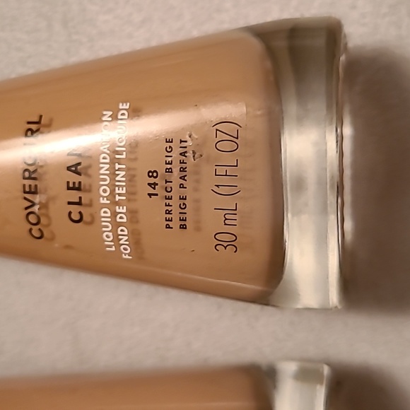 COVERGIRL MAKEUP BUNDLE OF 7 ITEMS - Picture 4 of 13